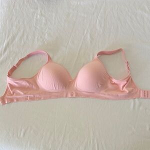 UNDEROUTFIT The Perfect Neckline Bra size Medium, Crystal Rose Color